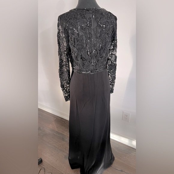 Stunning Royal Black Embroidered Dress In Mint Condition!Size US 6 |EU 38 |UK 10 - Picture 2 of 6